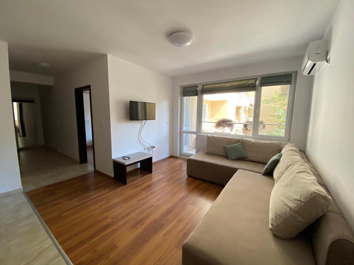 Apartments Dione Поморие Экстерьер фото