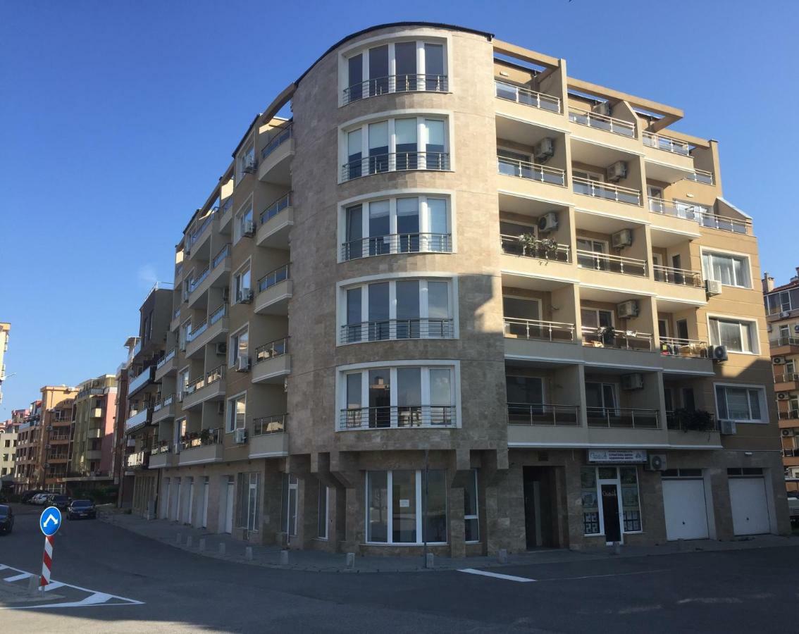 Apartments Dione Поморие Экстерьер фото