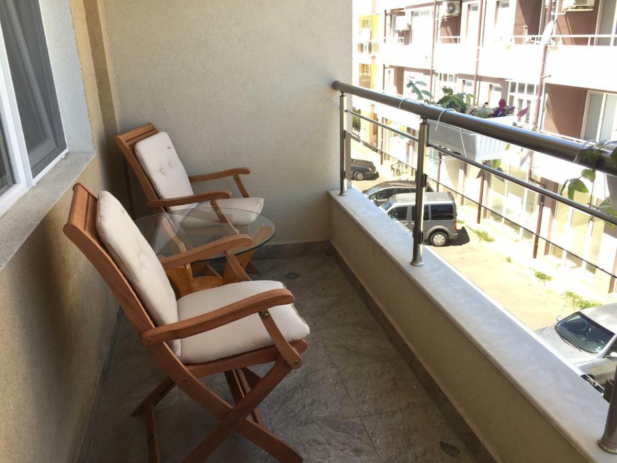 Apartments Dione Поморие Экстерьер фото