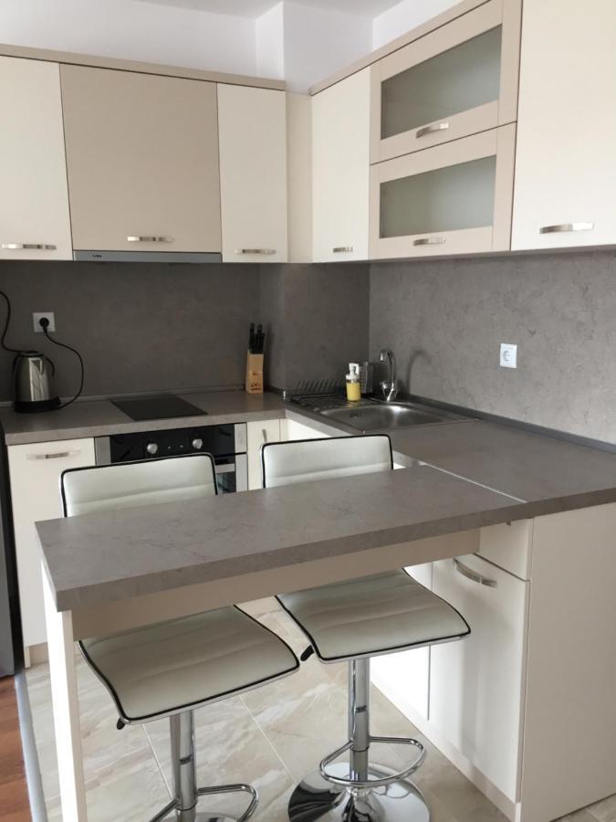 Apartments Dione Поморие Экстерьер фото