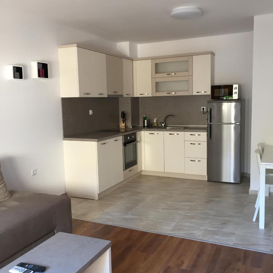 Apartments Dione Поморие Экстерьер фото