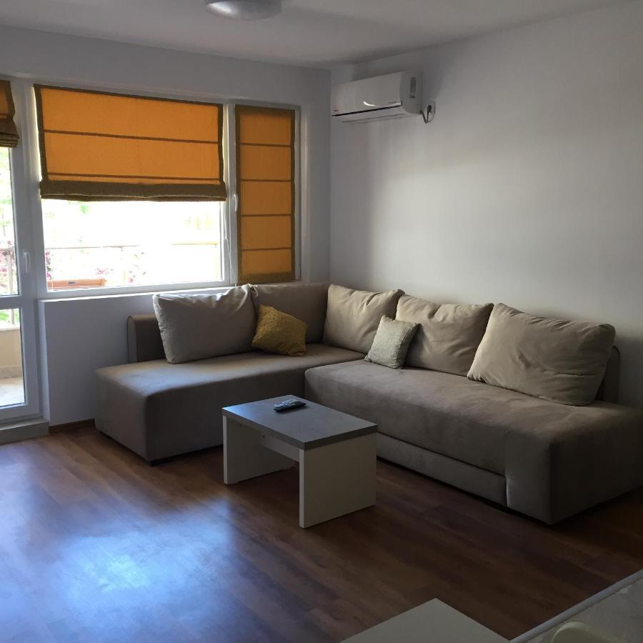 Apartments Dione Поморие Экстерьер фото